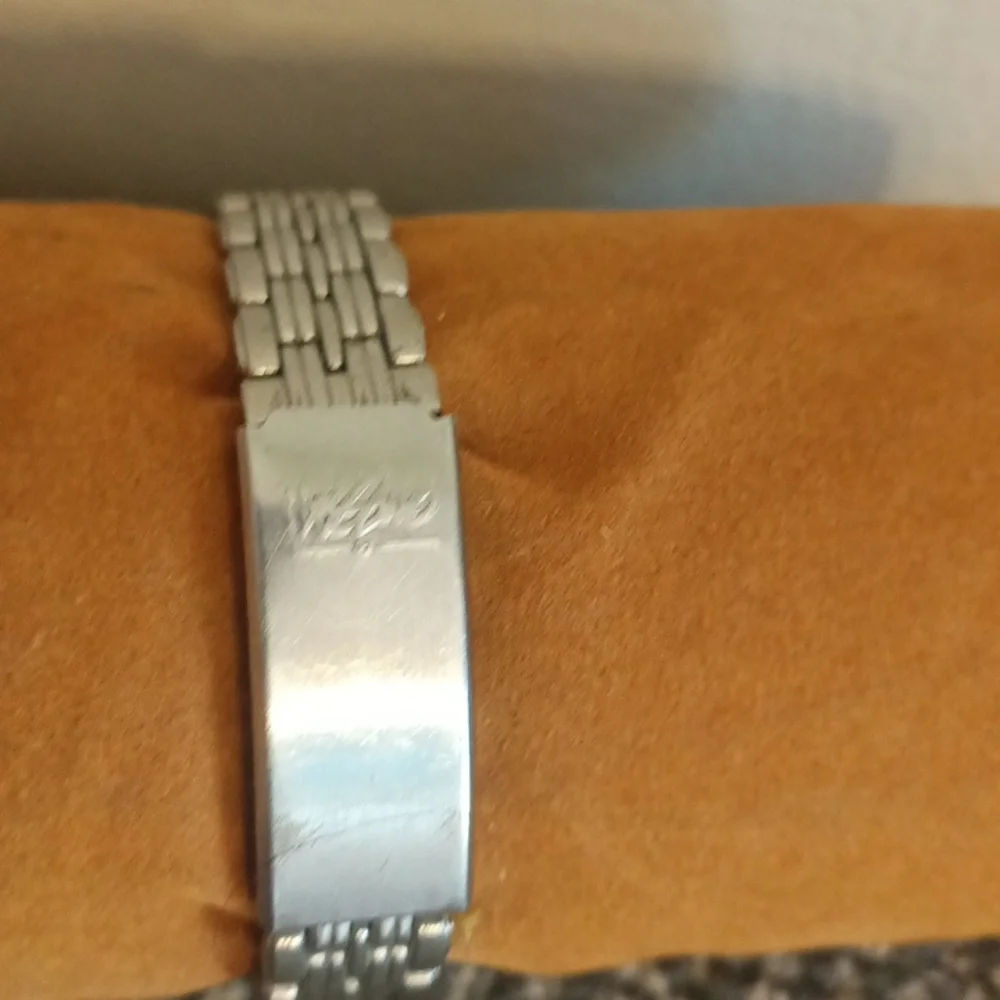 Mossimo Silver and Black Women's Bracelet Watch